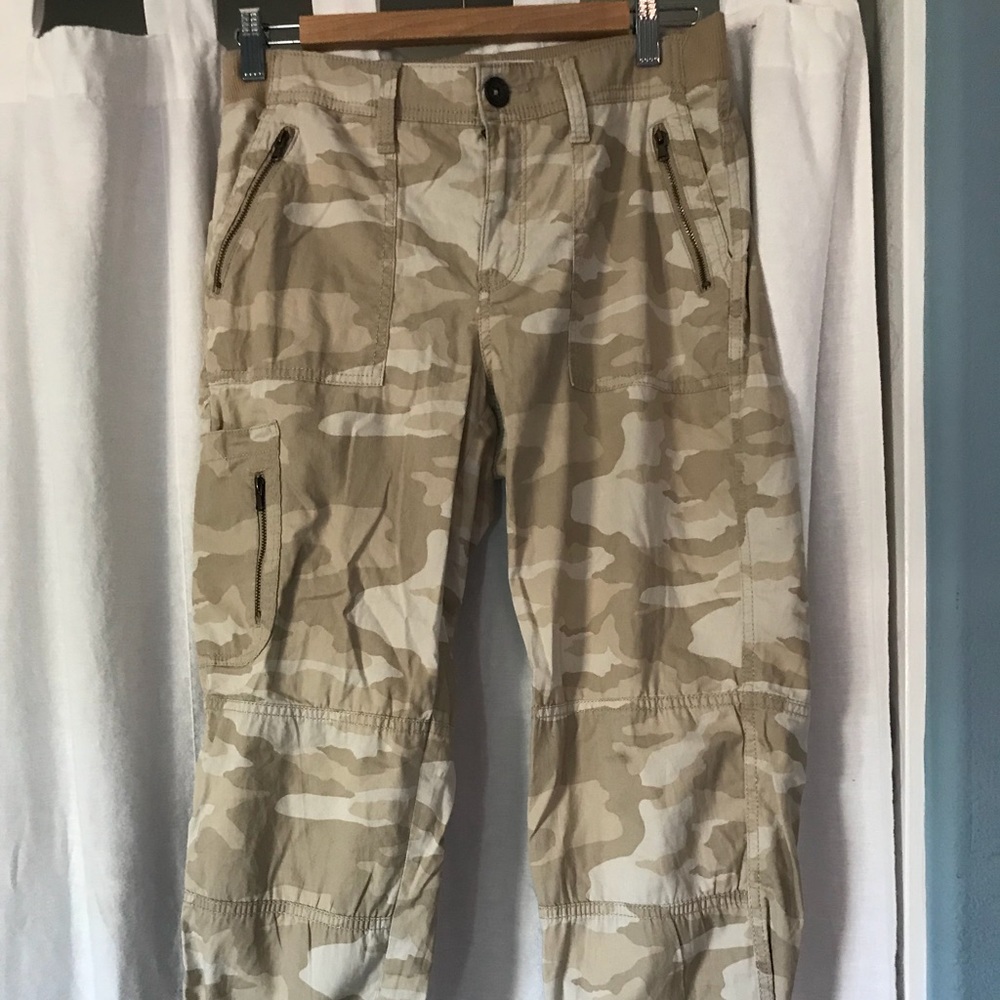 stretchy Camo  pants